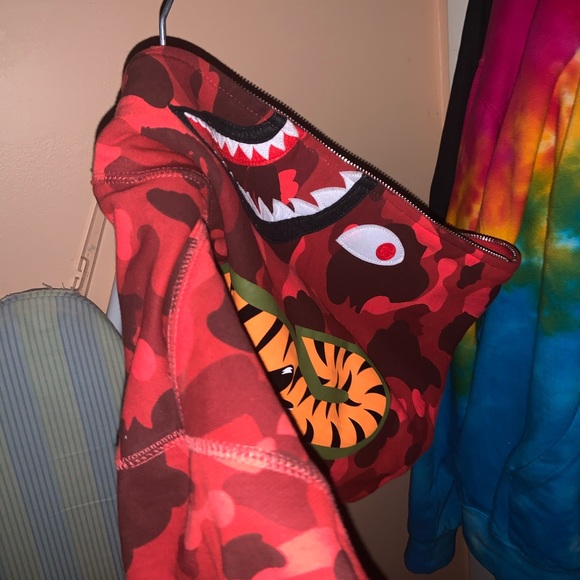 BAPE Hoodie - Picture 6 of 6